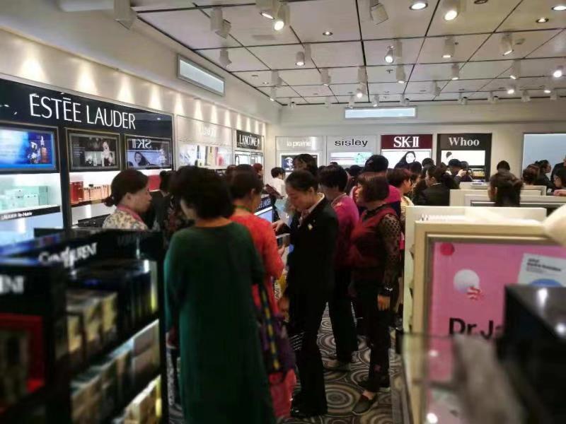 歌诗达邮轮大西洋号狗万MAX官方网站免税店成功试营业