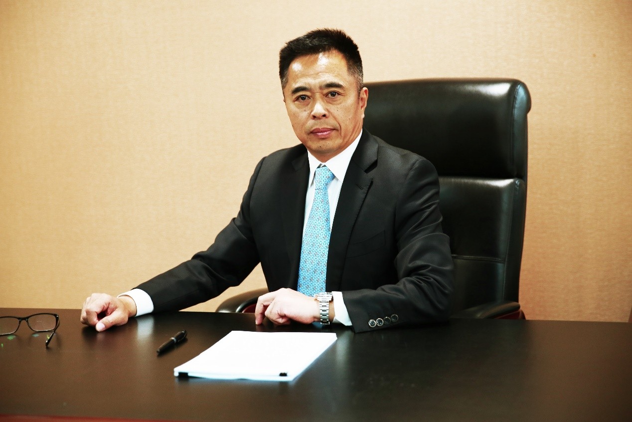 狗万MAX官方网站总经理陈国强荣获贵州茅台集团风雨同舟奖