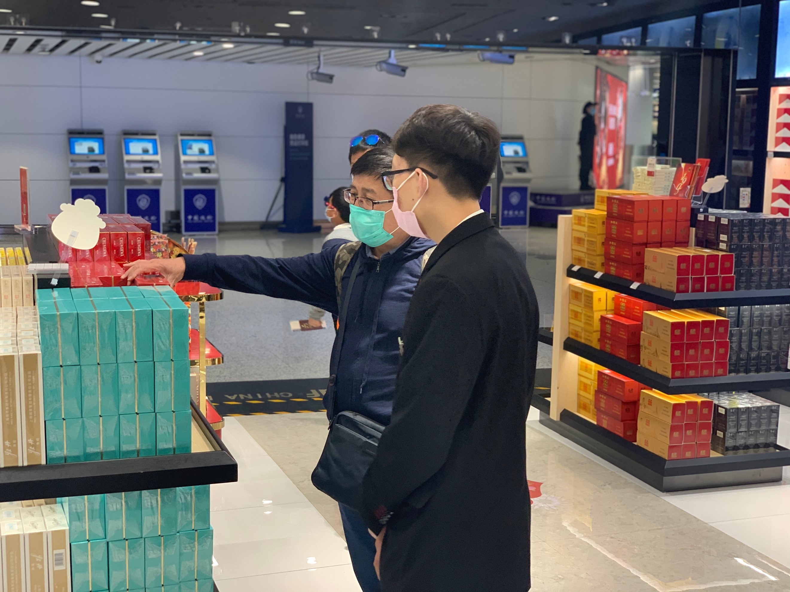 【中国免税人在行动•党员先锋篇】之二： 不忘初心，凝心聚力——中免党员抗击疫情，发挥党员先锋模范作用
